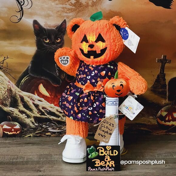 Build A Bear Pumpkin Glow Plush Jack O'Lantern Halloween 2023 Dress Clothes GIRL - Picture 2 of 16